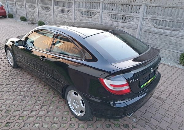 Mercedes-Benz Klasa C cena 12800 przebieg: 272111, rok produkcji 2004 z Łódź małe 352